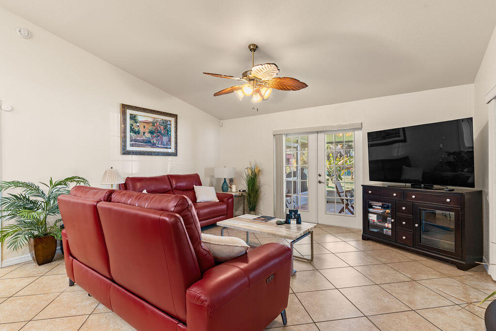 LAKE JOSEPHINE SUBD - Residential