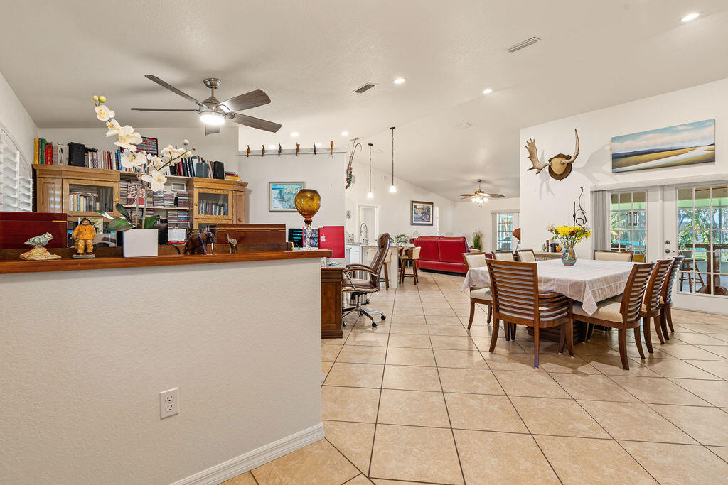 LAKE JOSEPHINE SUBD - Residential