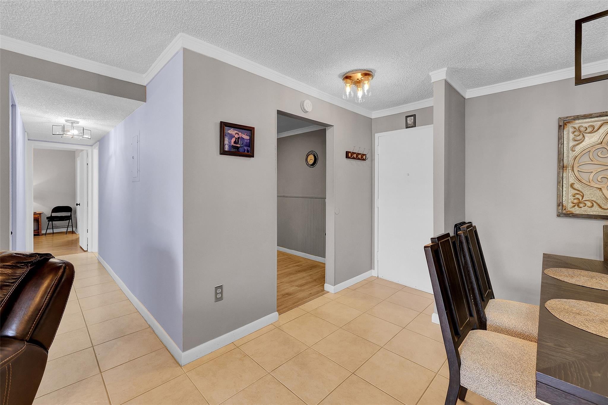 8260 SW 24th Street E 6112