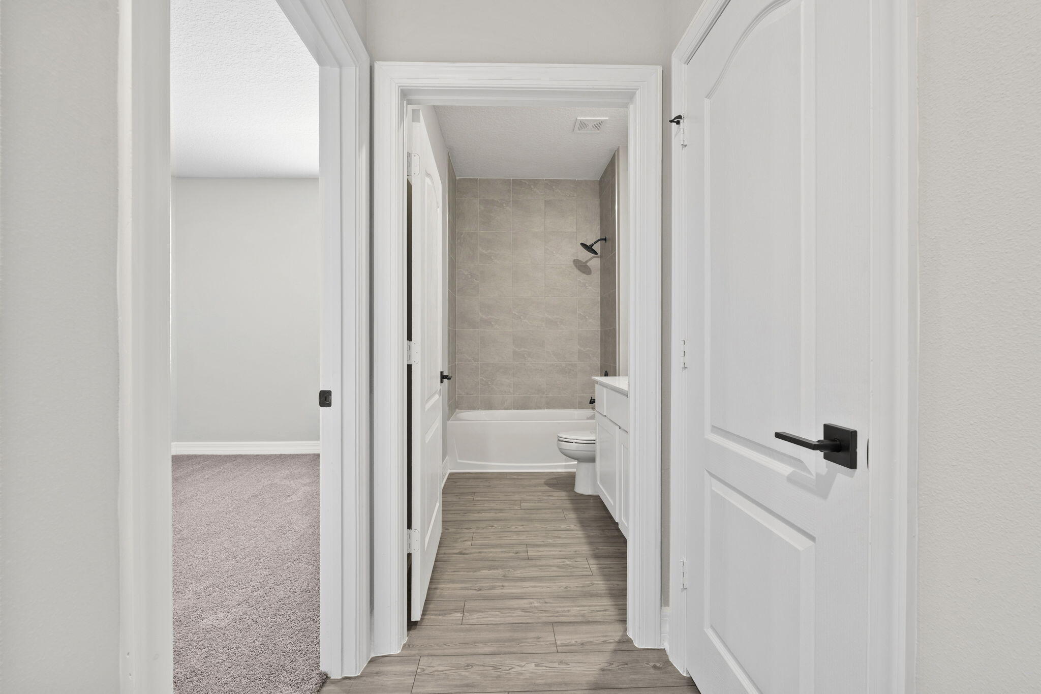 CELEBRATION POINTE - Residential