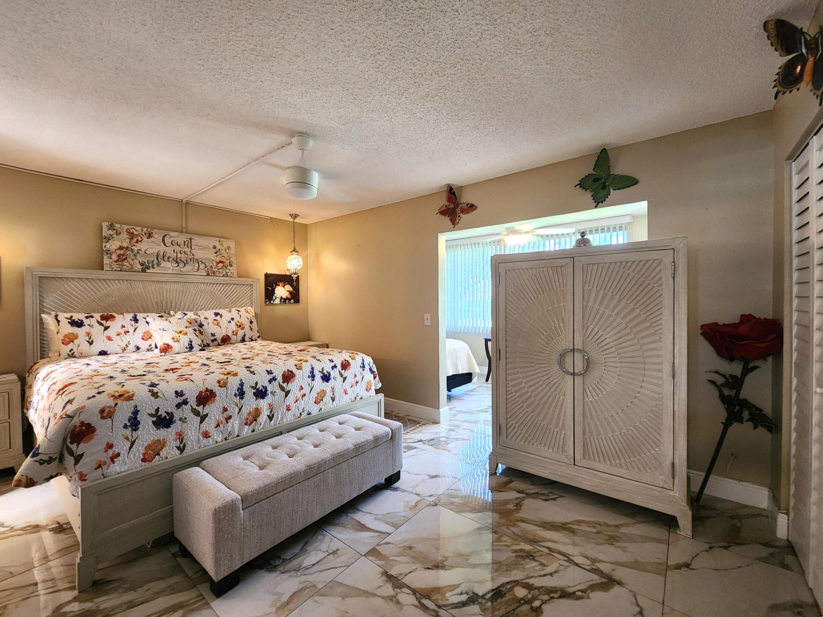 ELLESMERE A CONDO - Residential