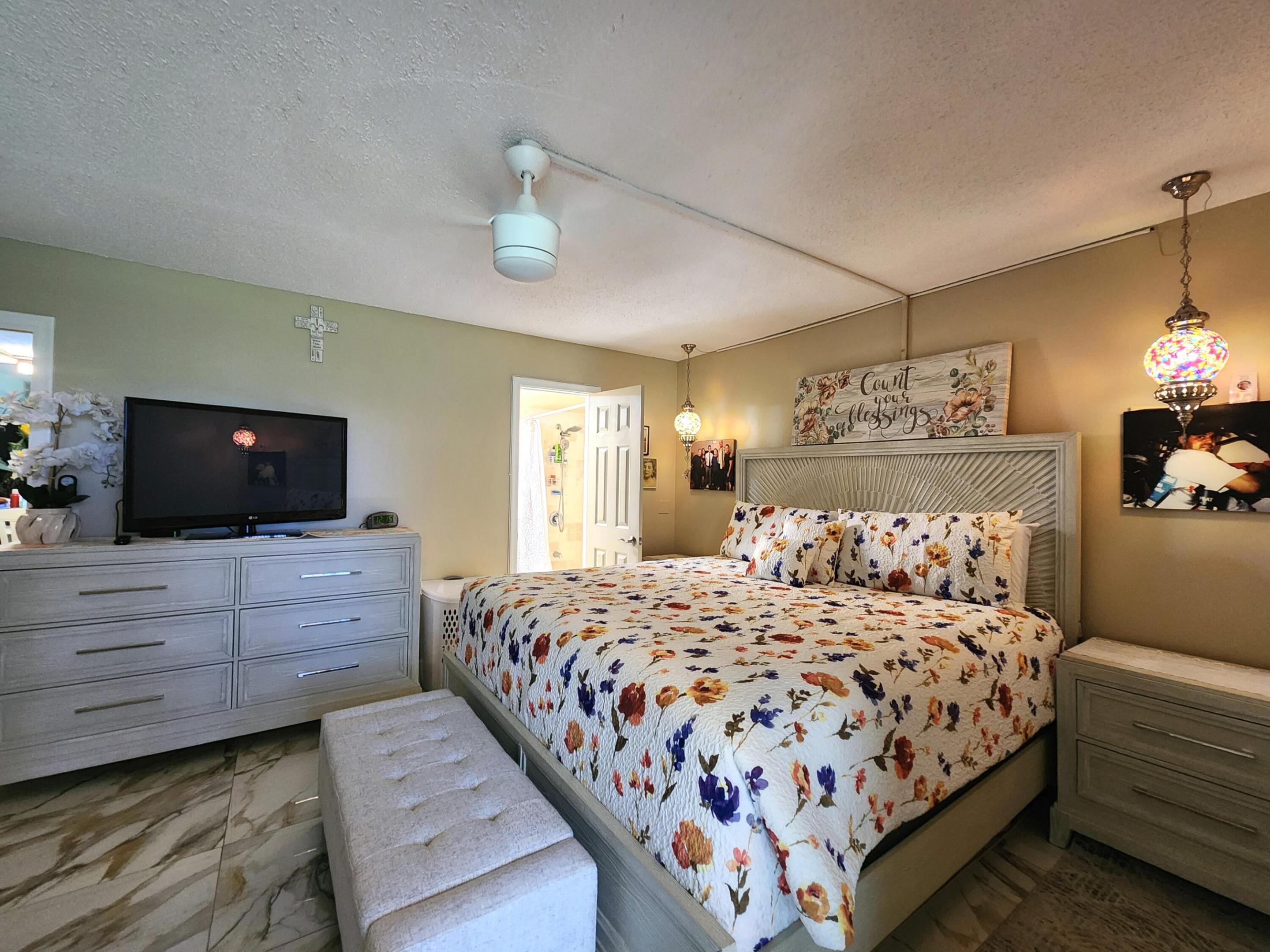 ELLESMERE A CONDO - Residential