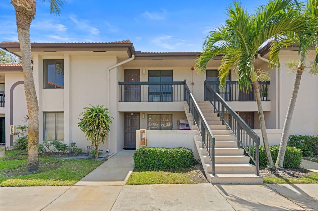 Photo of 350 Club Circle #208, Boca Raton, FL 33487 (MLS # B26015829)