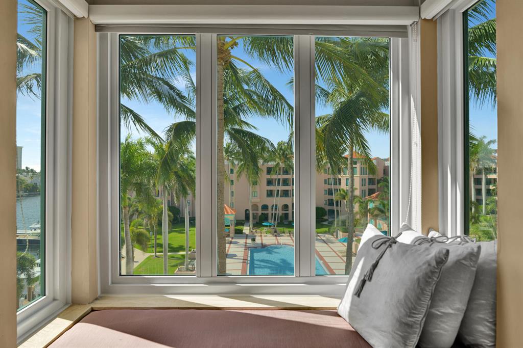 MIZNER COURT CONDO - Residential Lease