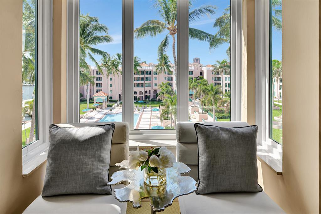 MIZNER COURT CONDO - Residential Lease