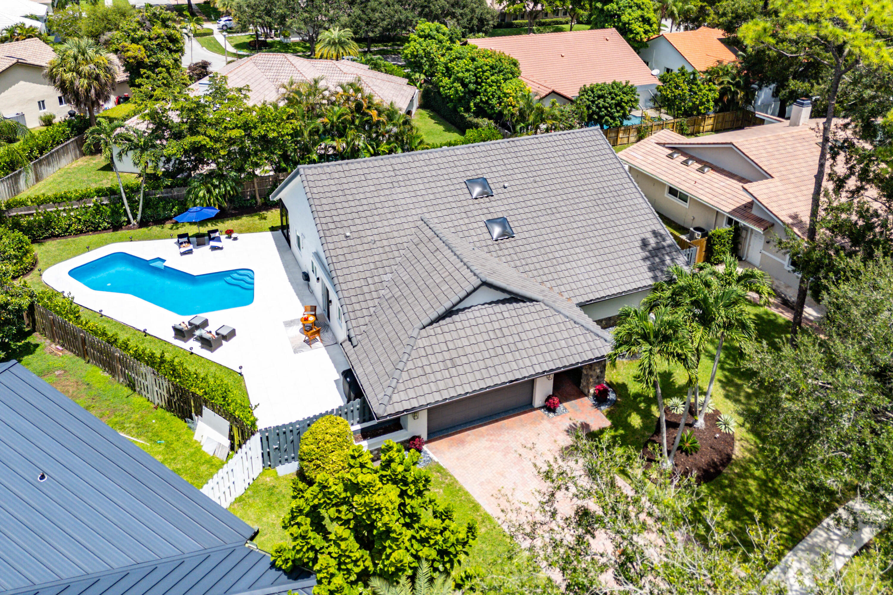 BOCA TIERRA 1ST SEC - Residential
