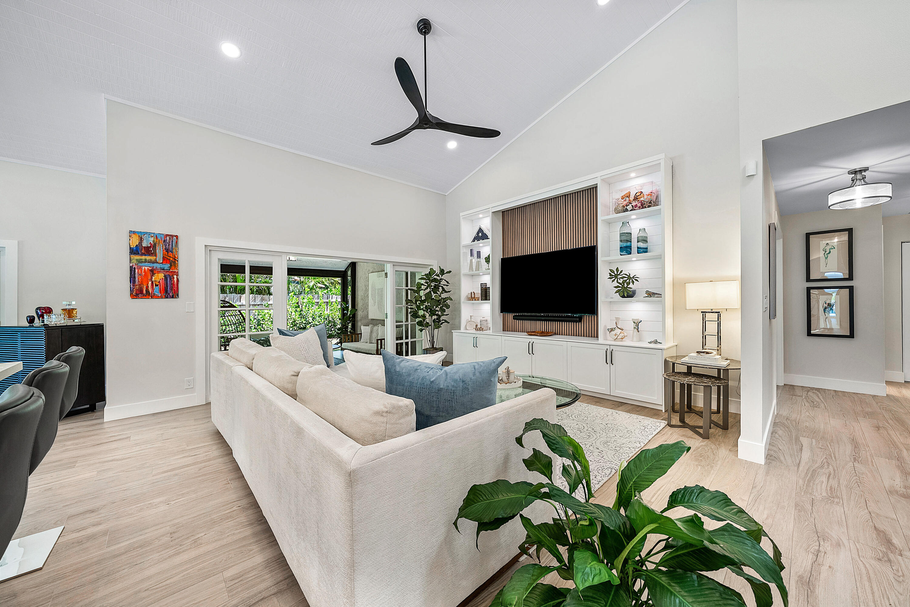 BOCA TIERRA 1ST SEC - Residential