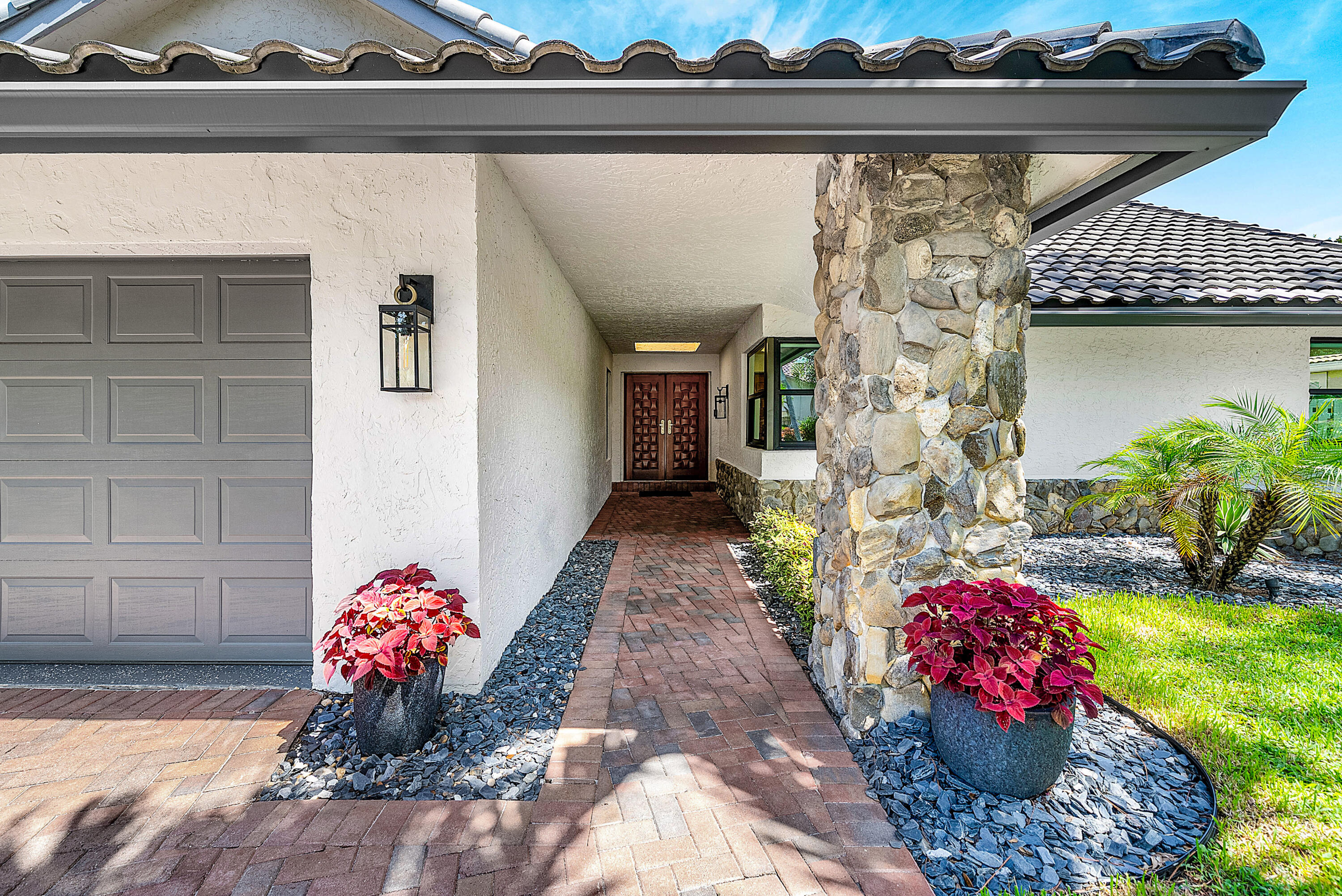 BOCA TIERRA 1ST SEC - Residential