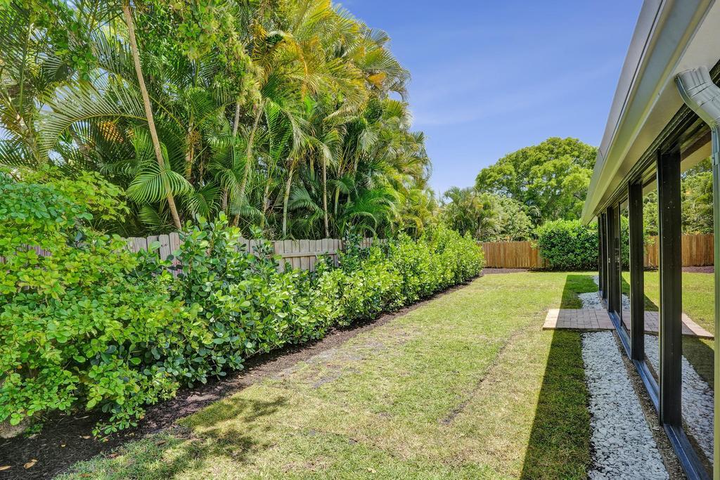 BOCA TIERRA 1ST SEC - Residential