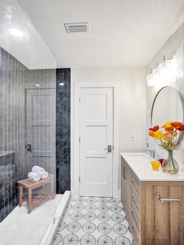 BOCA TIERRA 1ST SEC - Residential