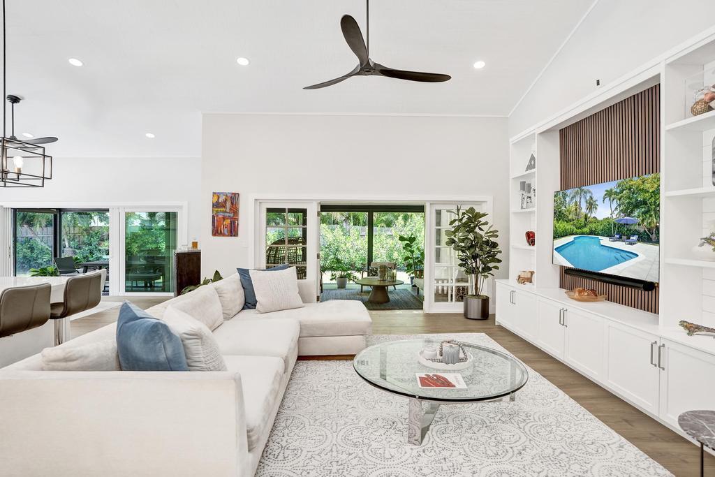 BOCA TIERRA 1ST SEC - Residential