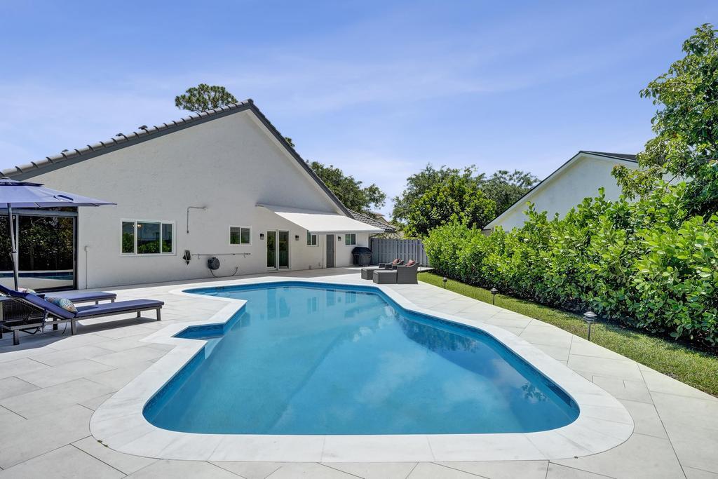 BOCA TIERRA 1ST SEC - Residential