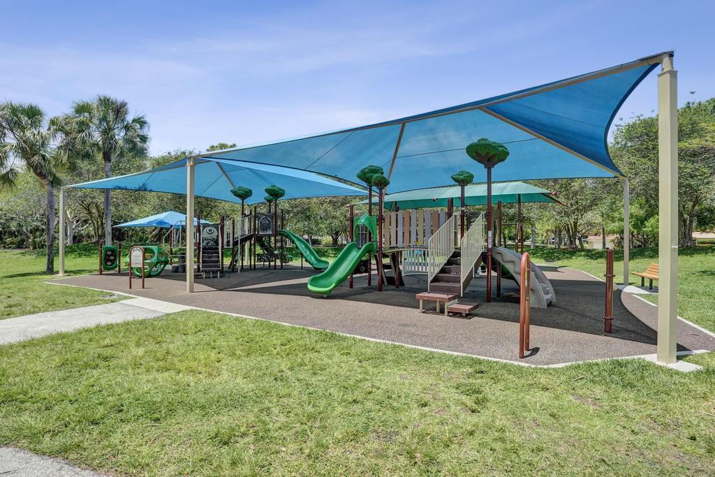 BOCA TIERRA 1ST SEC - Residential