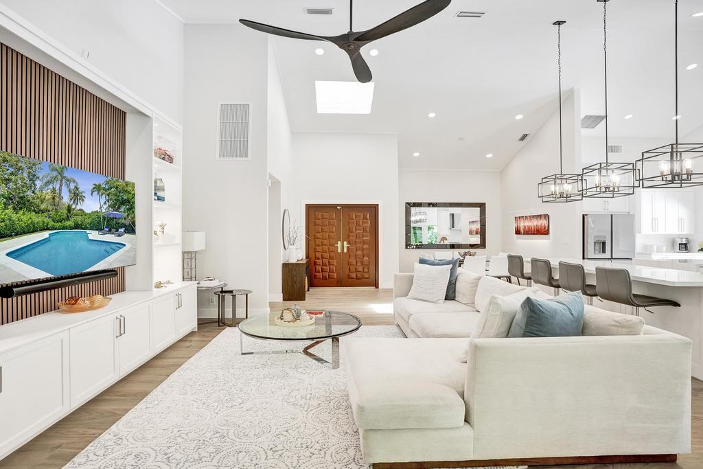 BOCA TIERRA 1ST SEC - Residential
