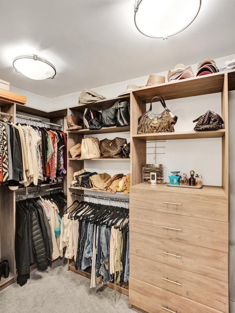 BOCA TIERRA 1ST SEC - Residential