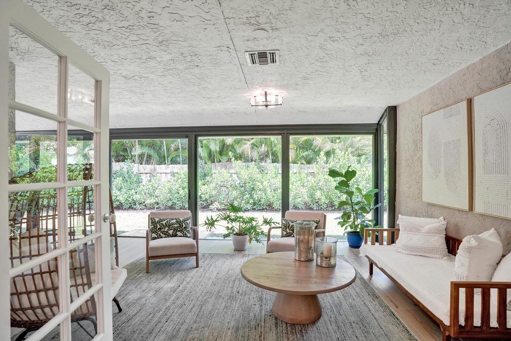 BOCA TIERRA 1ST SEC - Residential