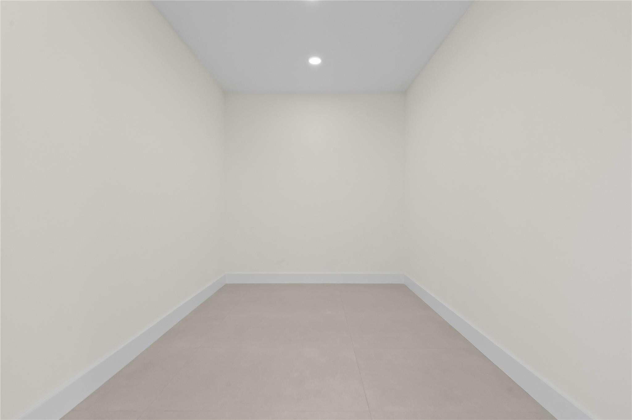 COCONUT CREEK 11TH SEC - Residential Lease