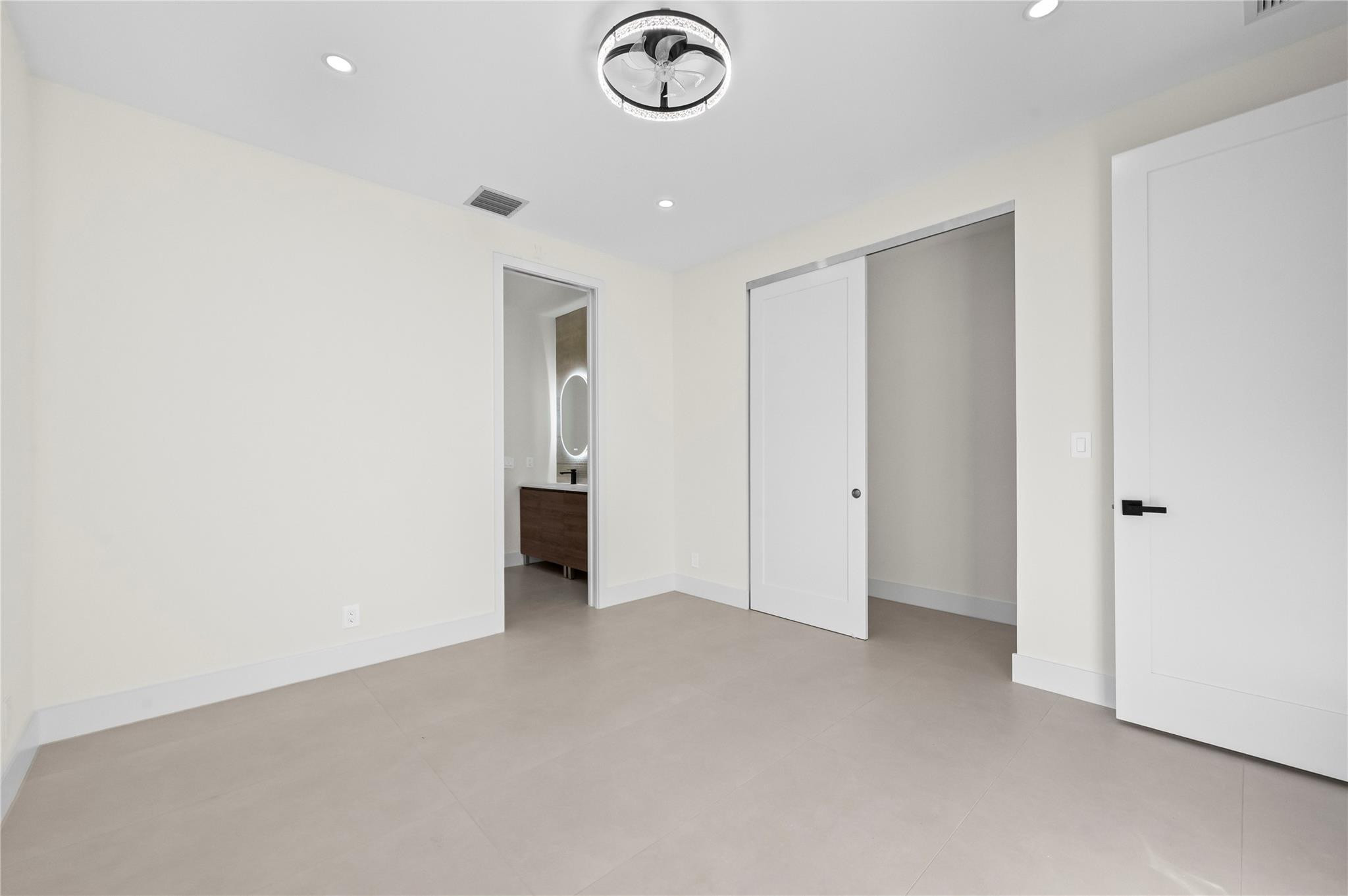 COCONUT CREEK 11TH SEC - Residential Lease