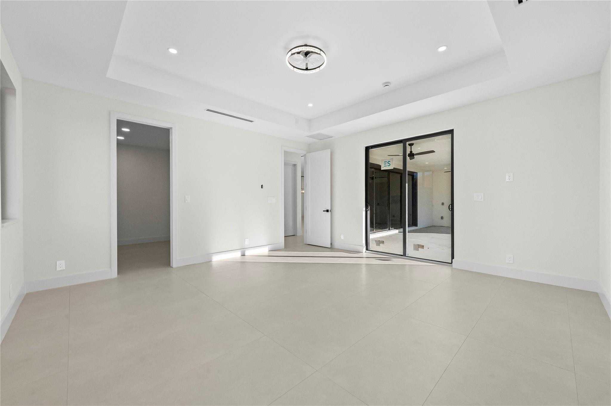 COCONUT CREEK 11TH SEC - Residential Lease