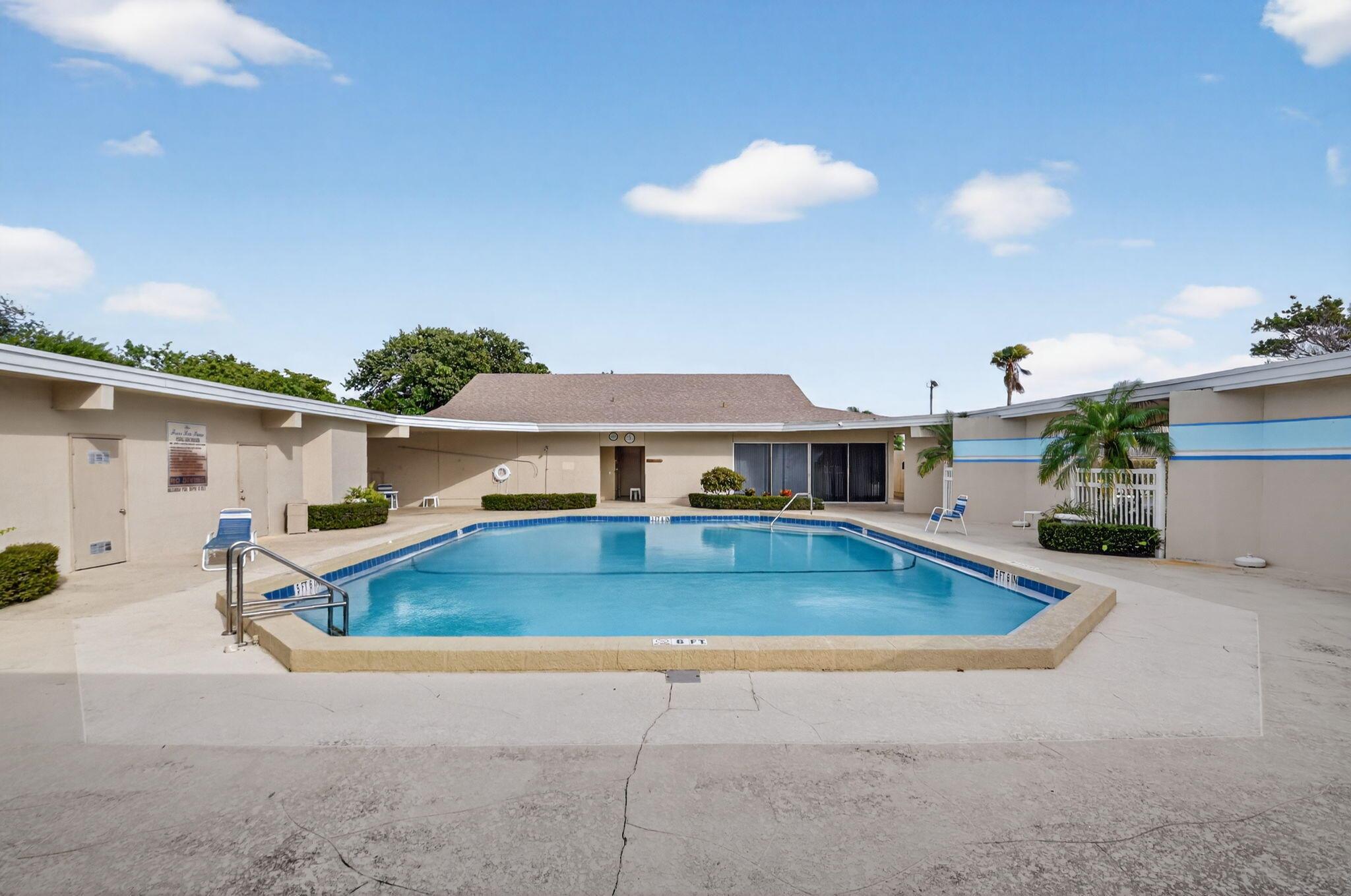 FOUR SEA SUNS CONDO - Residential