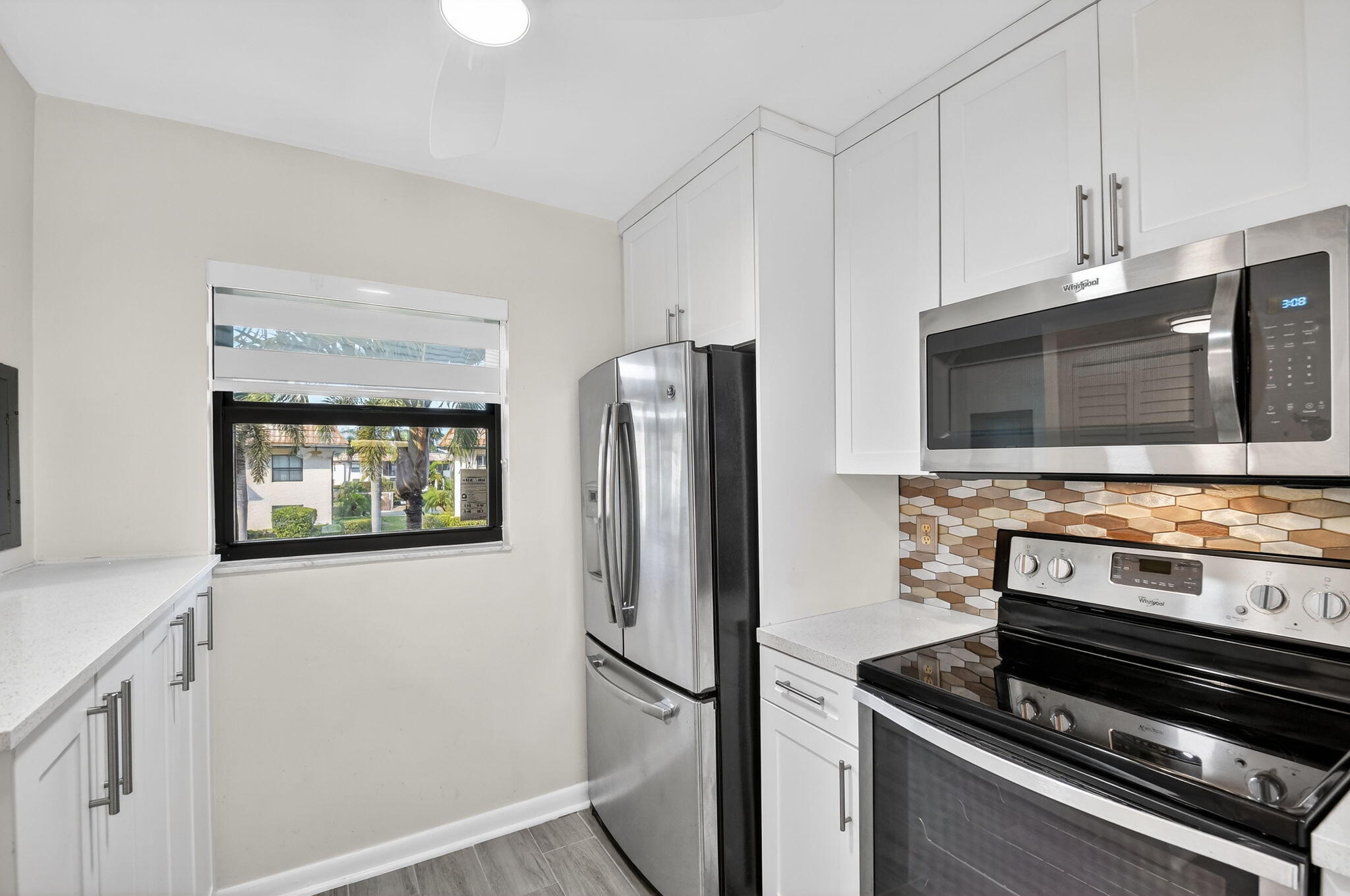 LUCERNE LAKES GOLF COLONY CONDOS 1 THRU 12 AND 14 - Residential