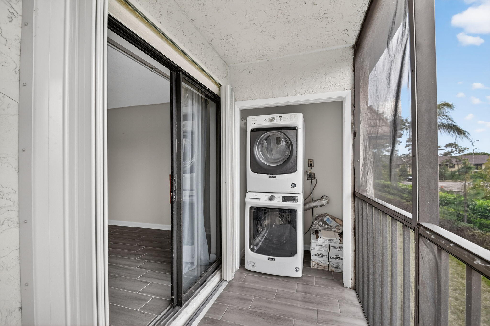 LUCERNE LAKES GOLF COLONY CONDOS 1 THRU 12 AND 14 - Residential