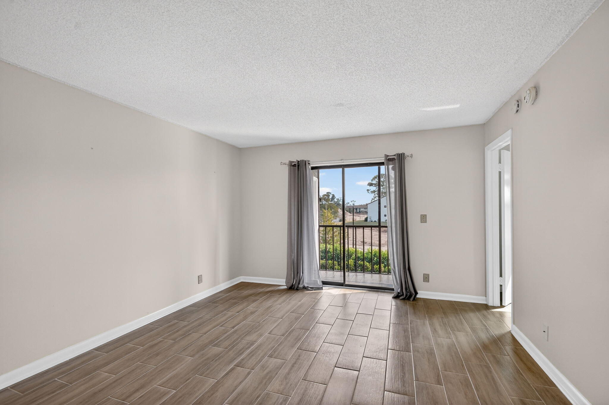 LUCERNE LAKES GOLF COLONY CONDOS 1 THRU 12 AND 14 - Residential