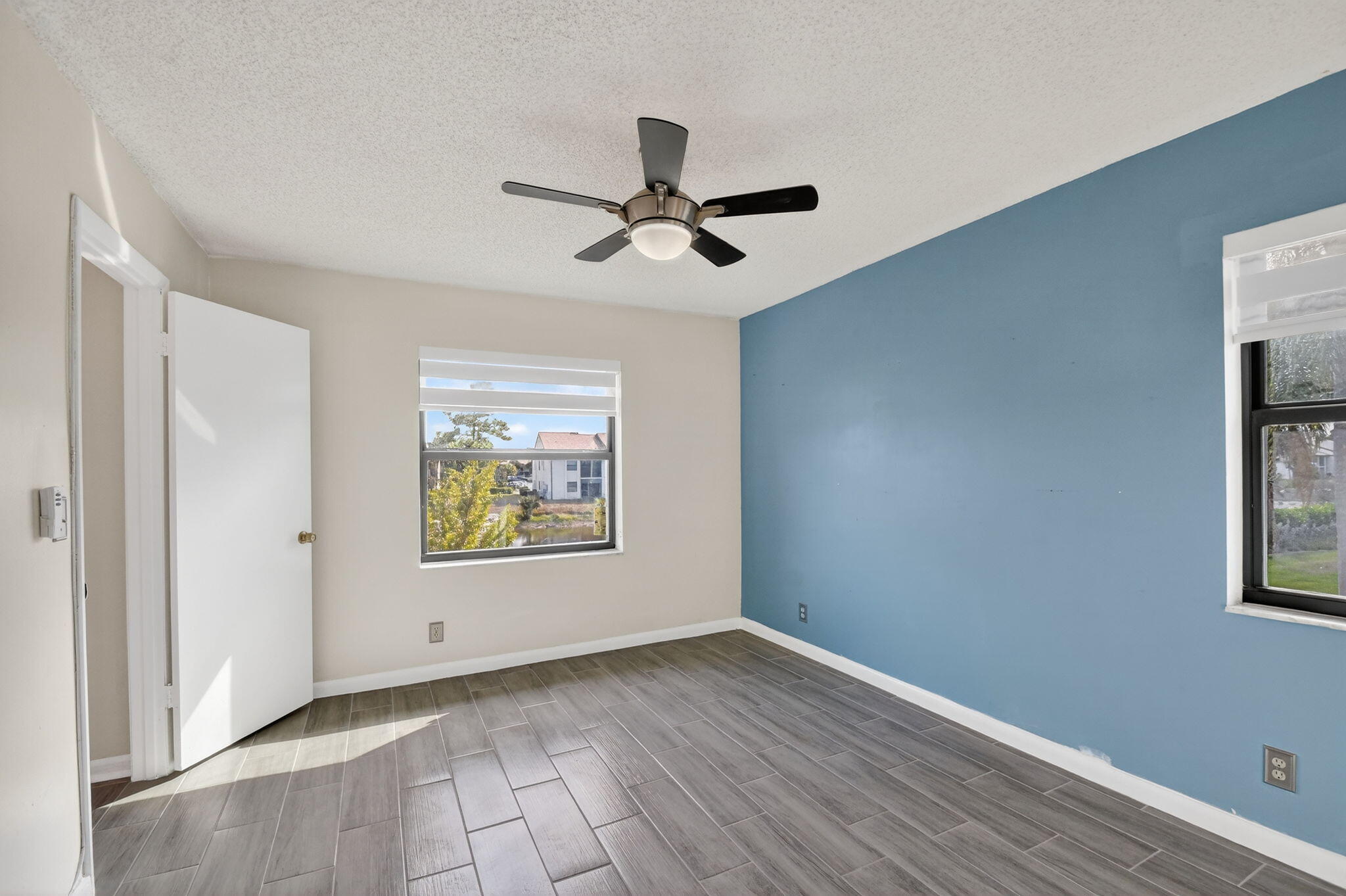 LUCERNE LAKES GOLF COLONY CONDOS 1 THRU 12 AND 14 - Residential