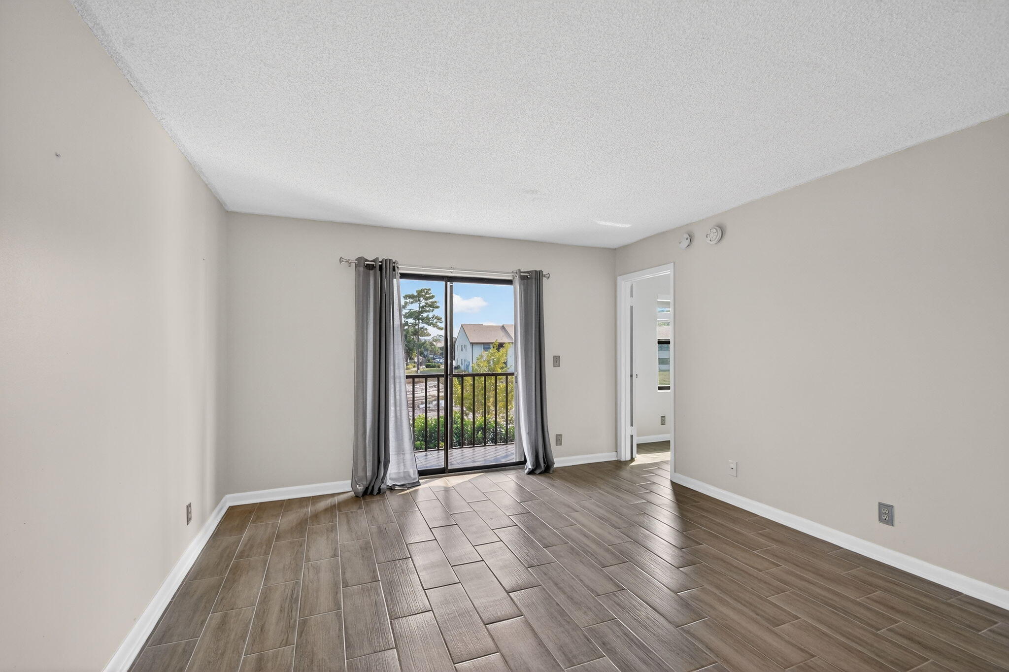 LUCERNE LAKES GOLF COLONY CONDOS 1 THRU 12 AND 14 - Residential