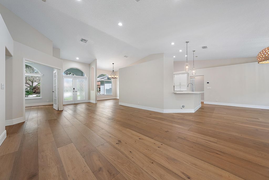 Photo of 274 Crane Point N, Jupiter, FL 33458 (MLS # R11037477)