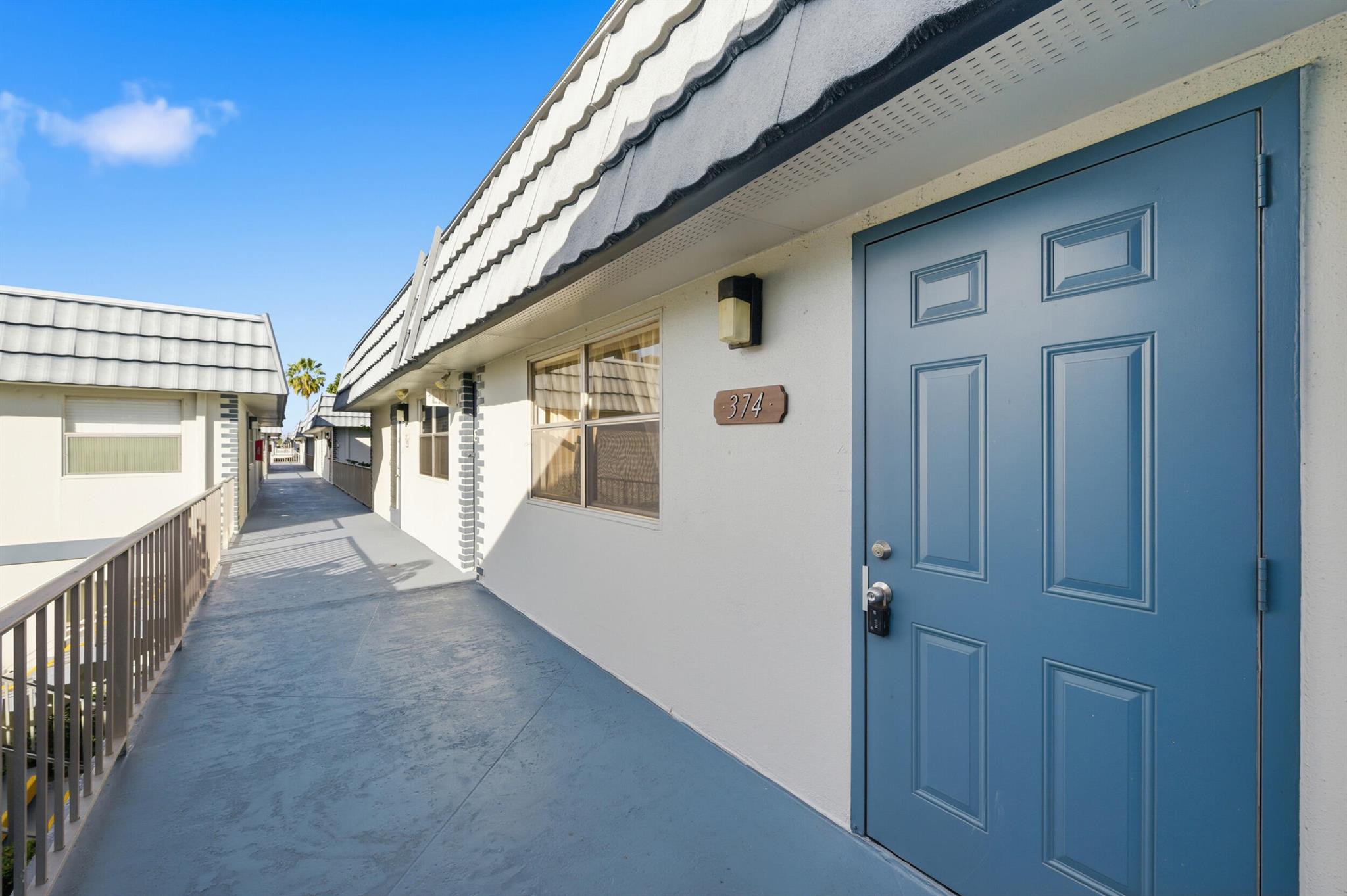 KINGS POINT TUSCANY CONDO - Residential