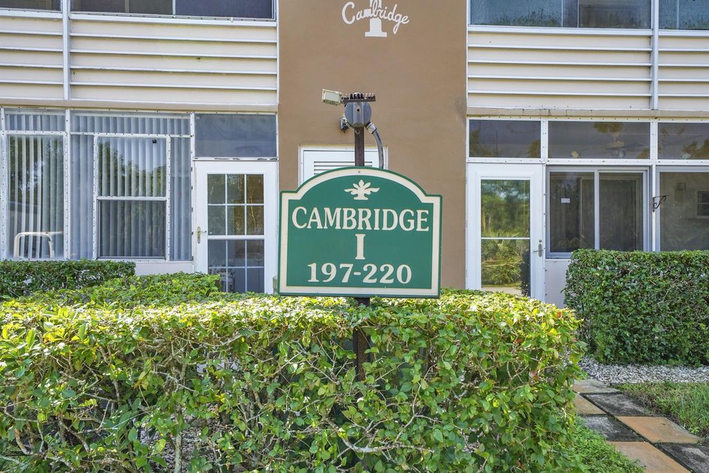 Photo of 213 Cambridge I, West Palm Beach, FL 33417 (MLS # R11144914)
