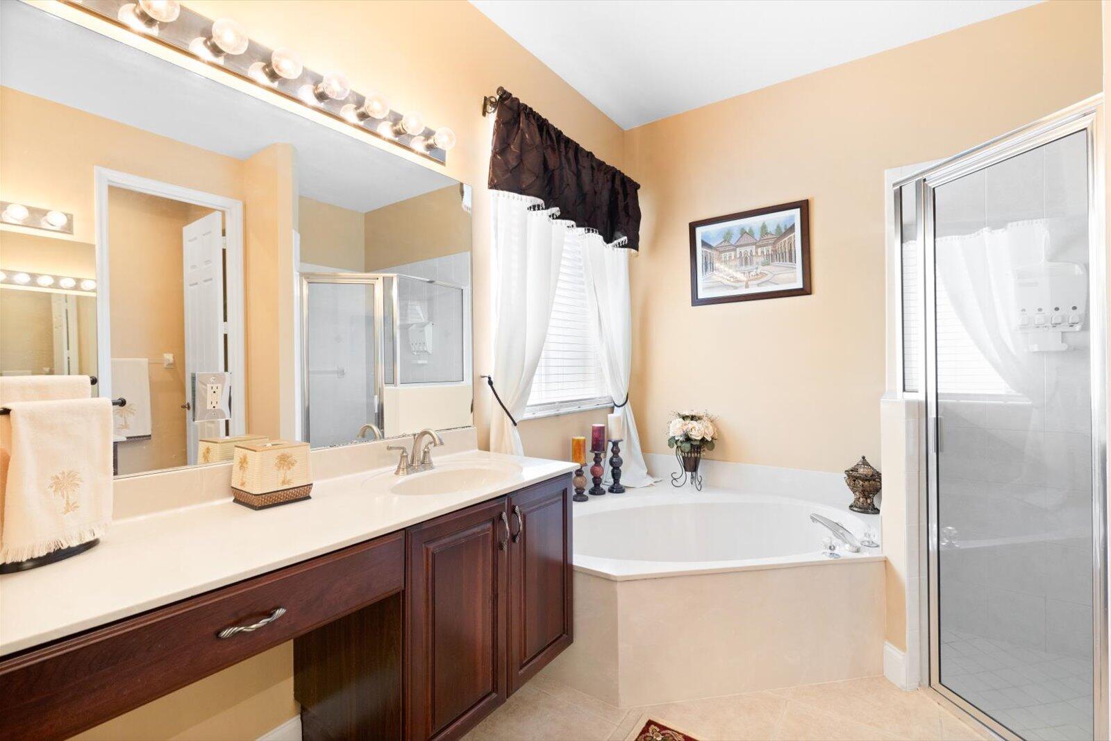 LAKEFOREST AT ST LUCIE WEST PHASE VII - Residential