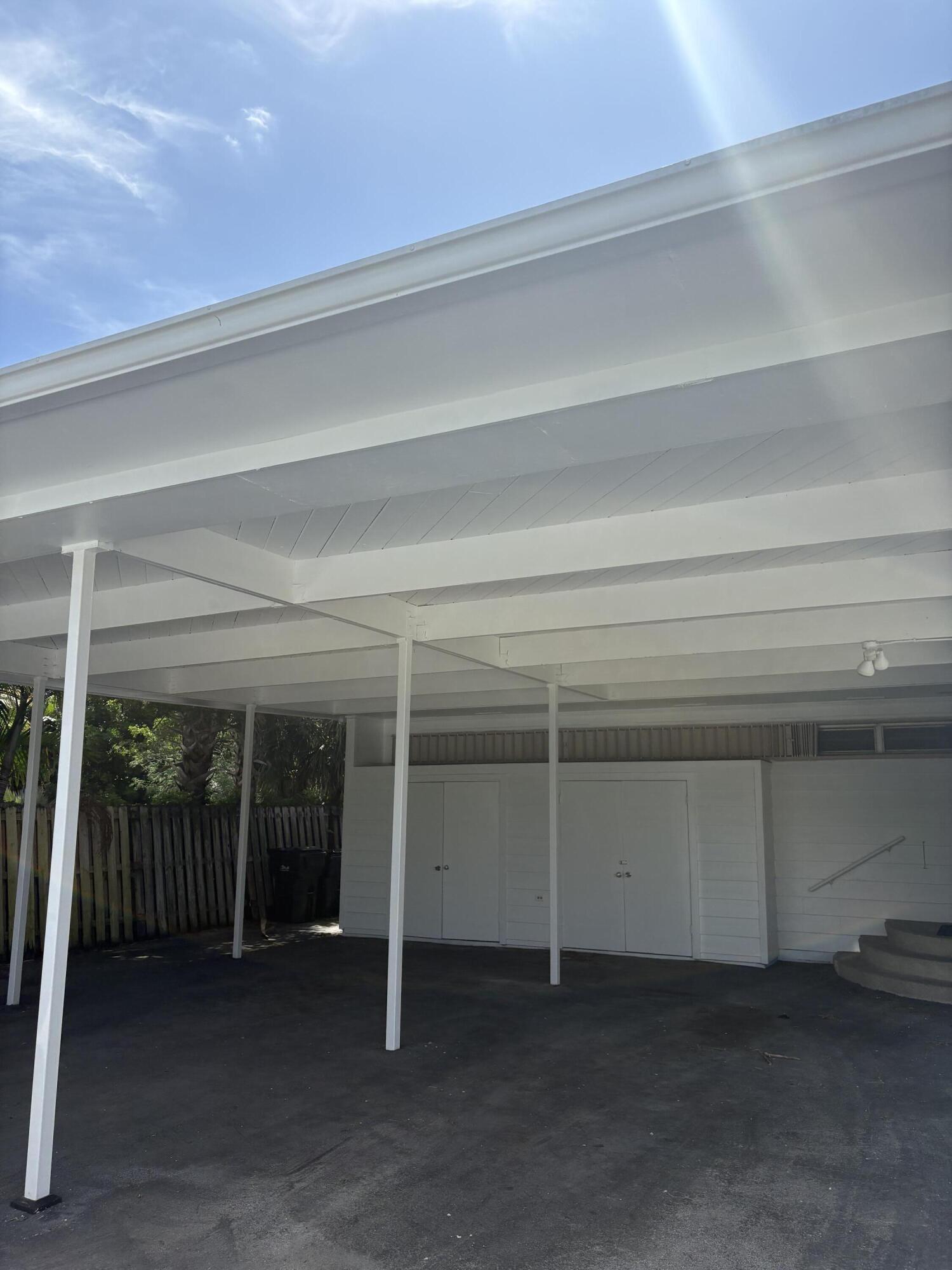 202 Palm Court