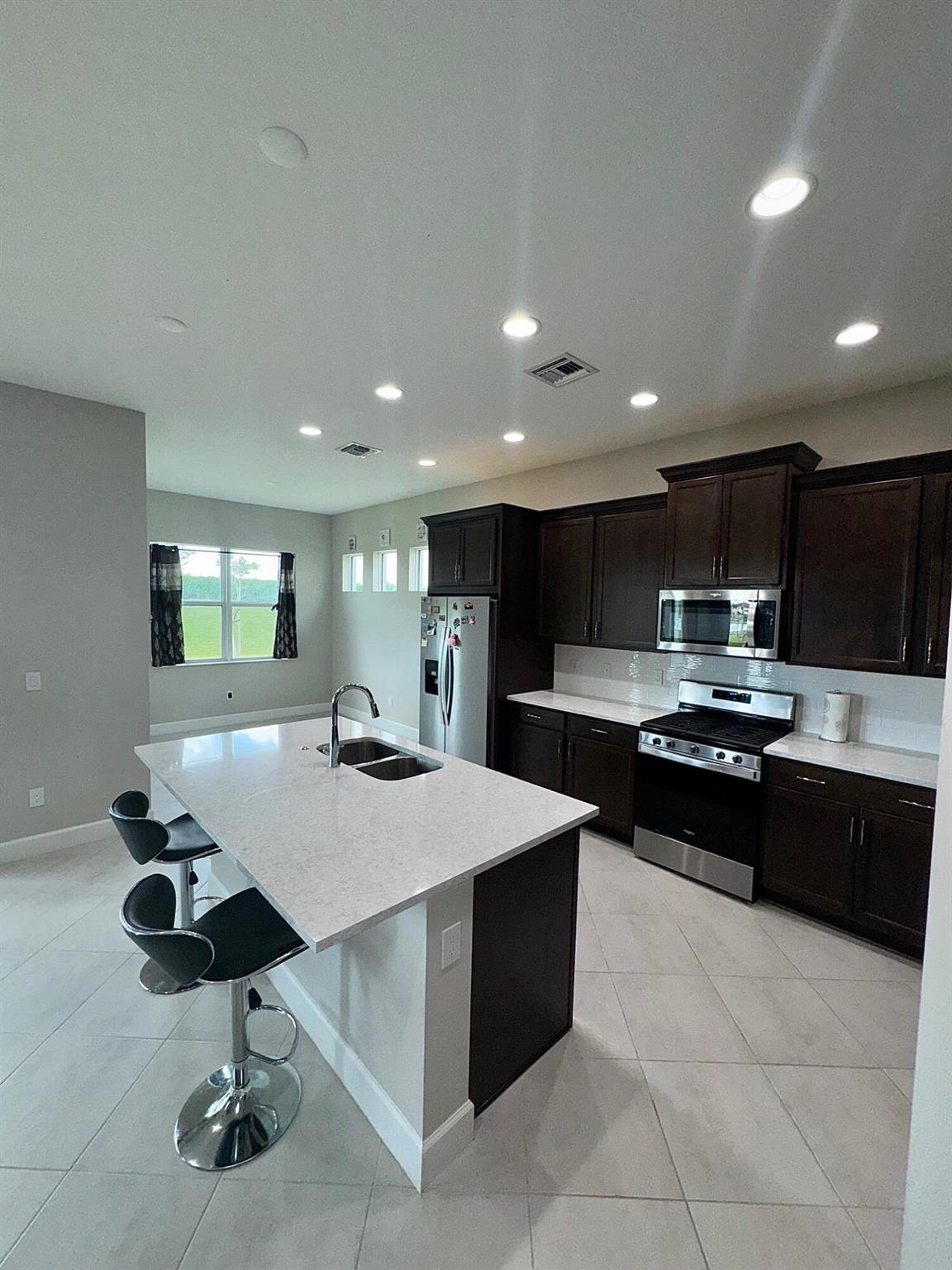5530 Macoon Way