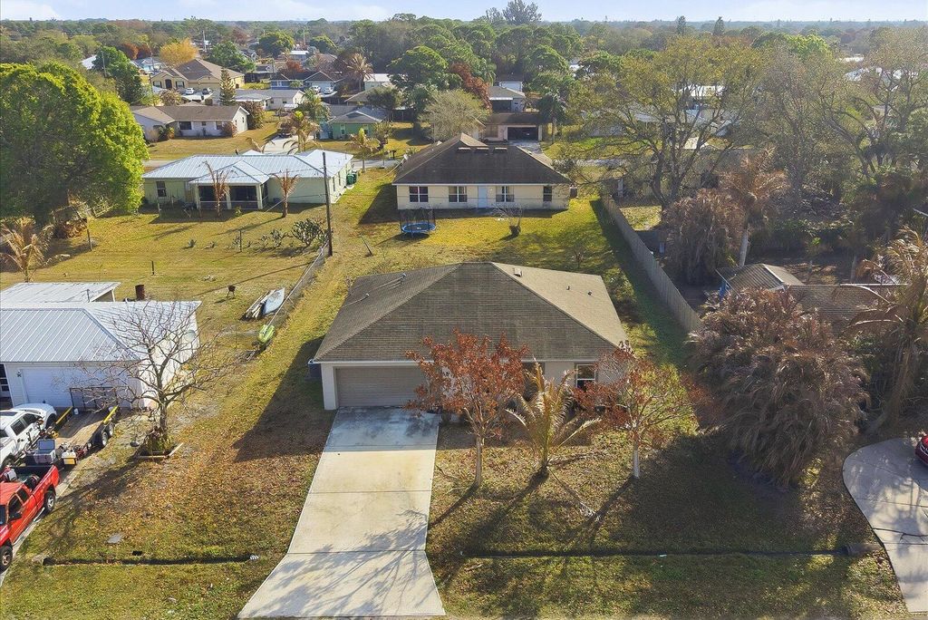 Photo of 361 NW La Playa Street, Port Saint Lucie, FL 34983 (MLS # R11168554)