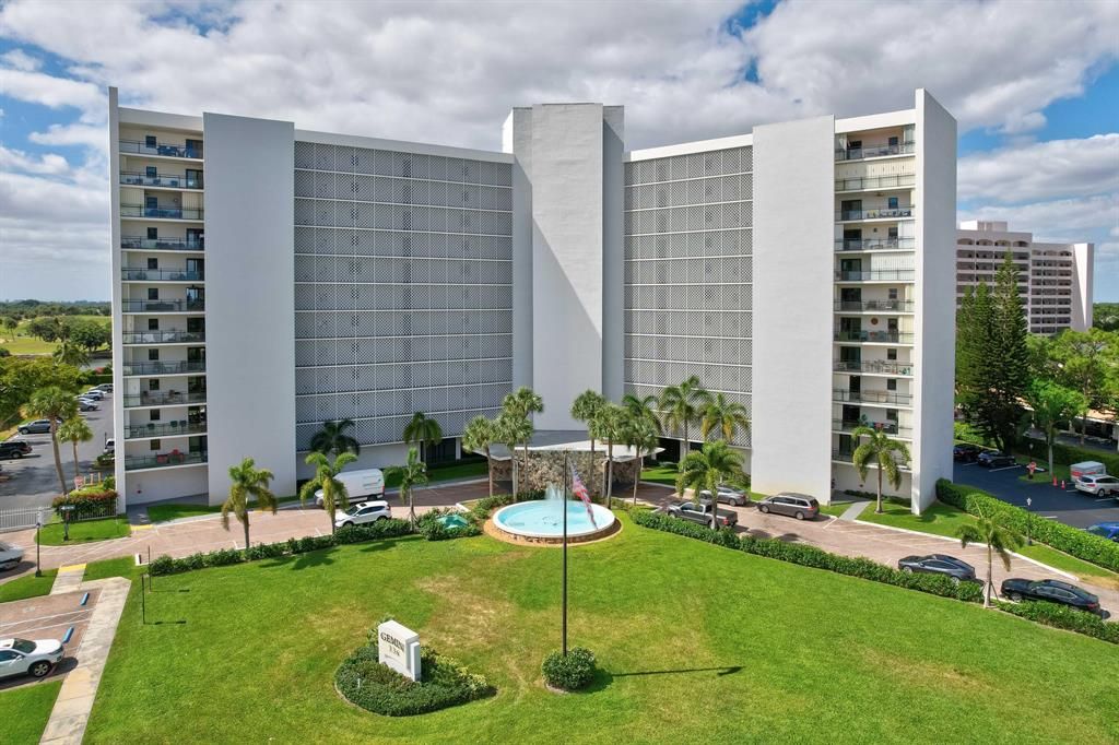 Photo of 336 Golfview Road #807, North Palm Beach, FL 33408 (MLS # R10874739)