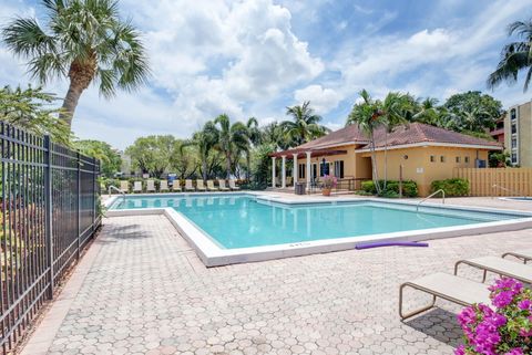 Tiny photo for 950 Lavers Circle #F309, Delray Beach, FL 33444 (MLS # B26053438)