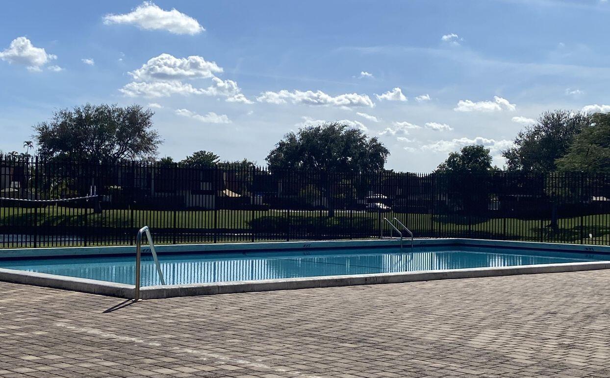 SOMERSET - Residential Lease