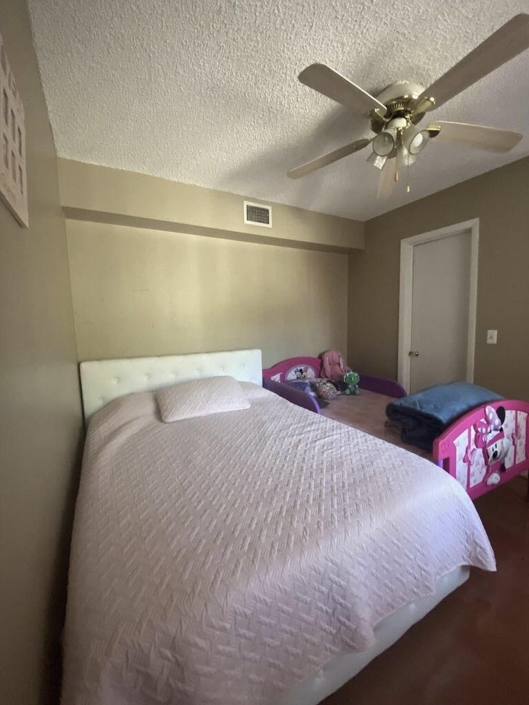 SOMERSET - Residential Lease