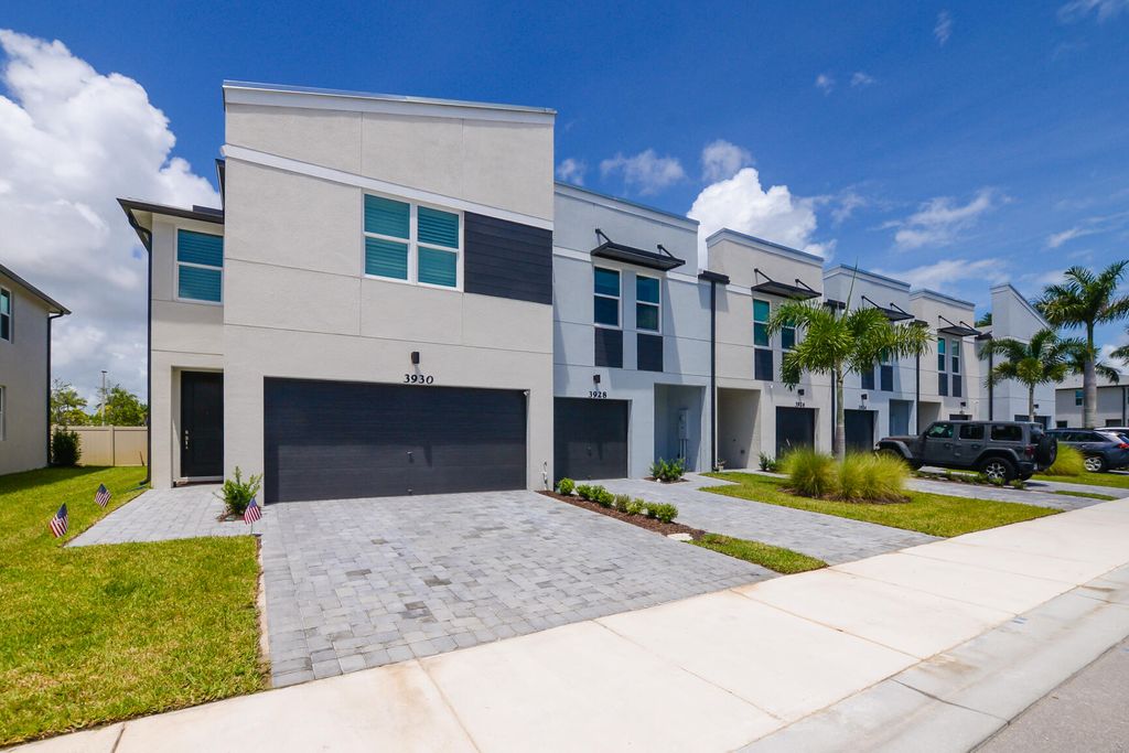 Photo of 3928 SE Caladium Court, Stuart, FL 34997 (MLS # R10813395)