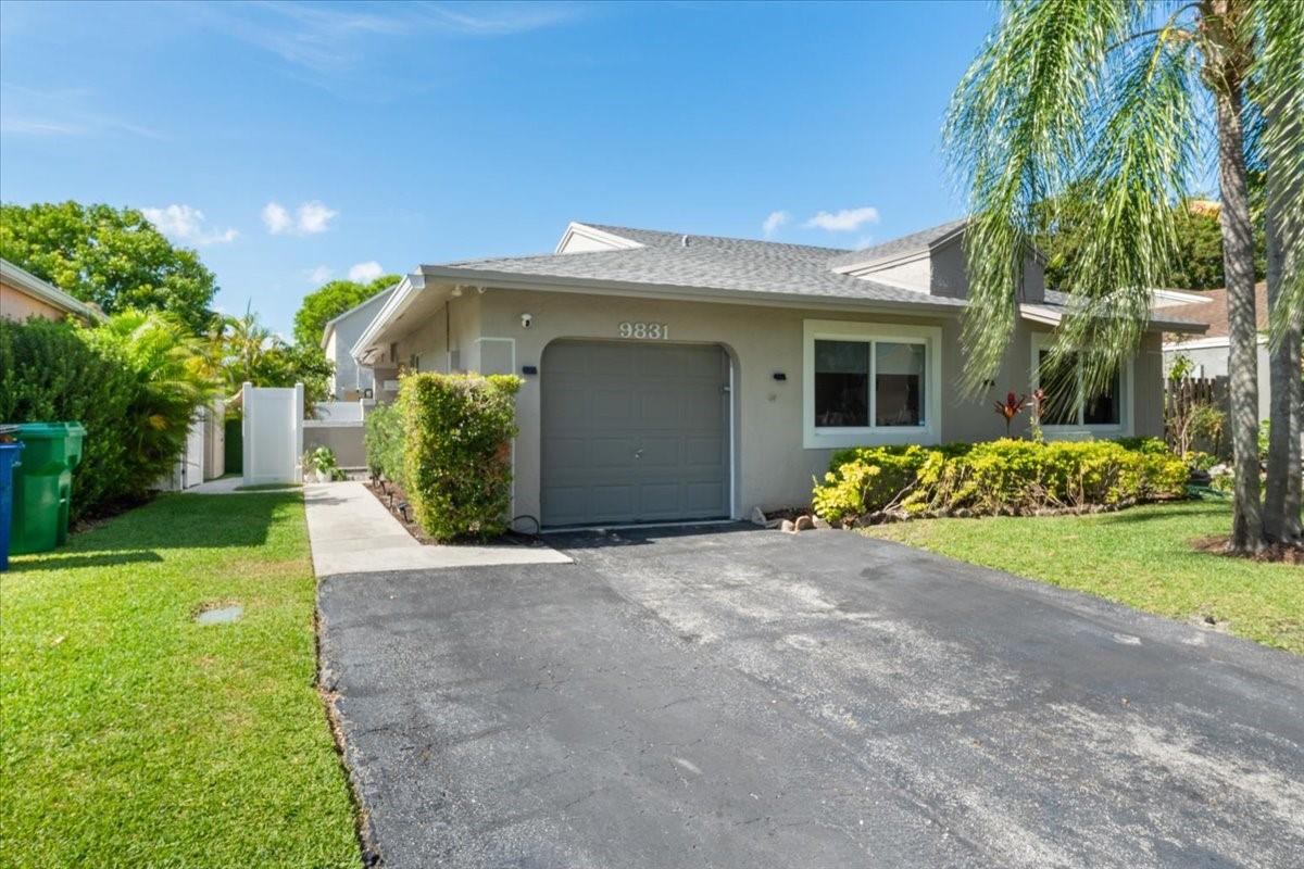 9831 SW 58th Ct