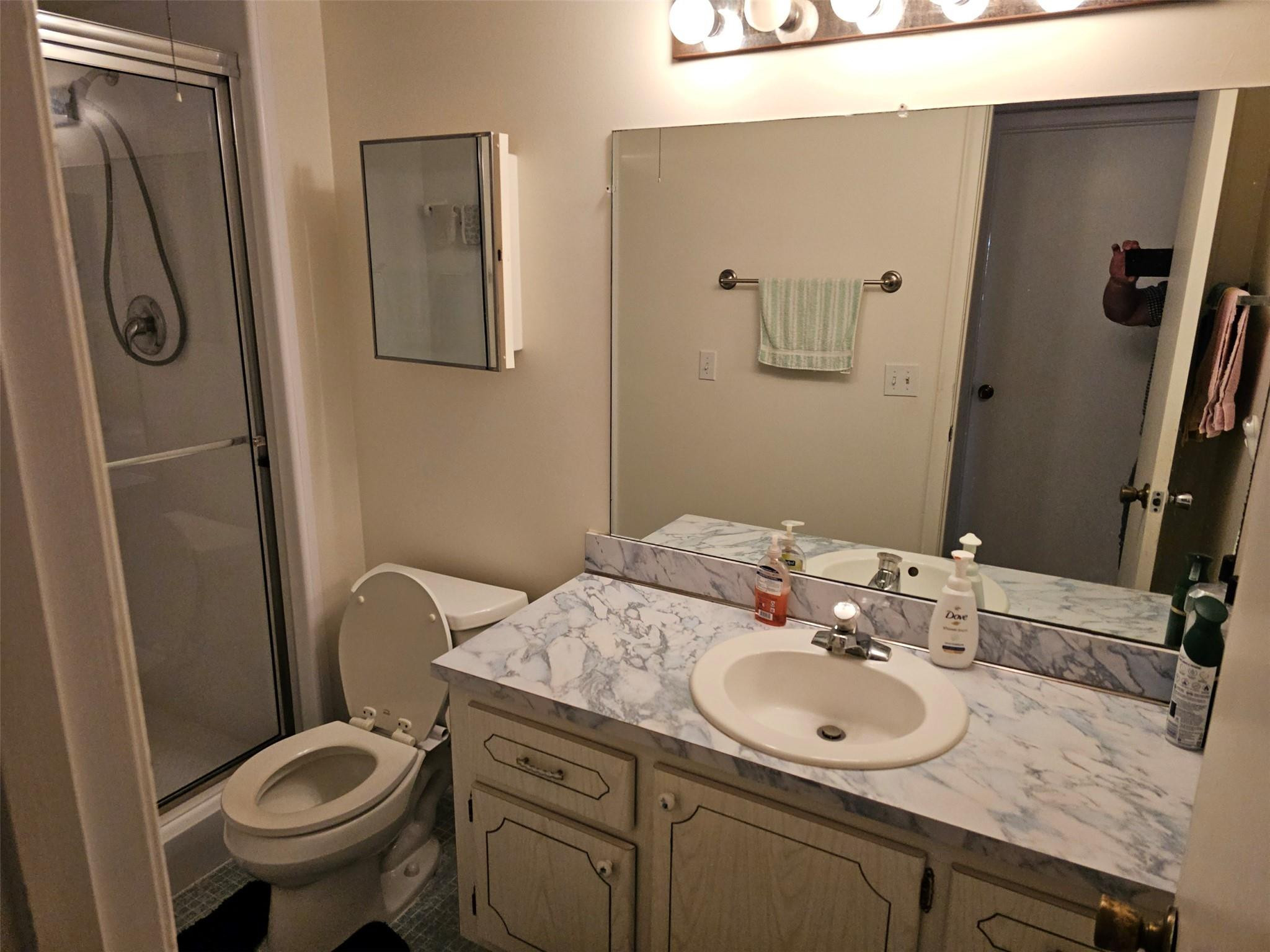 LYNDHURST - Residential