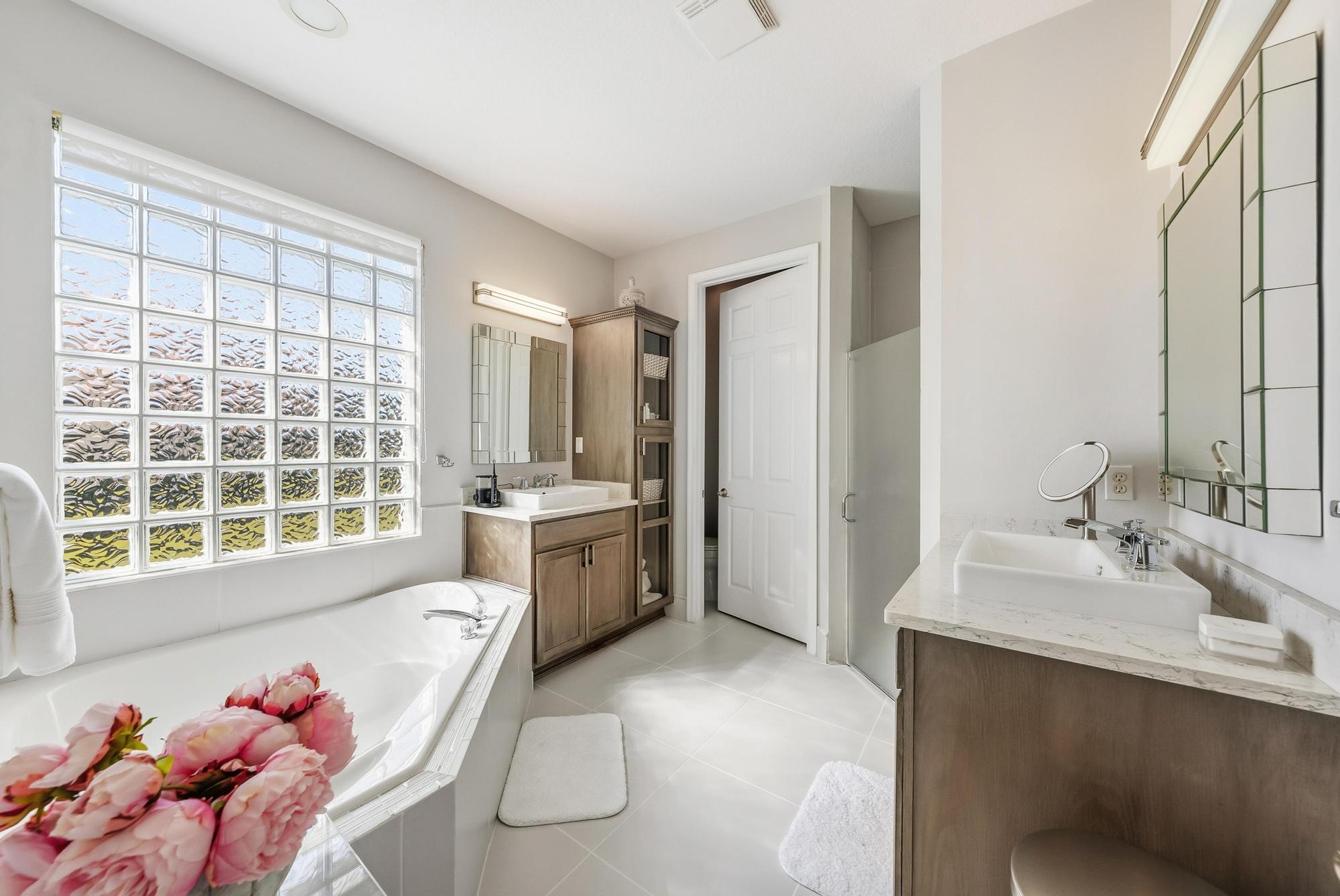 Baywinds - Residential