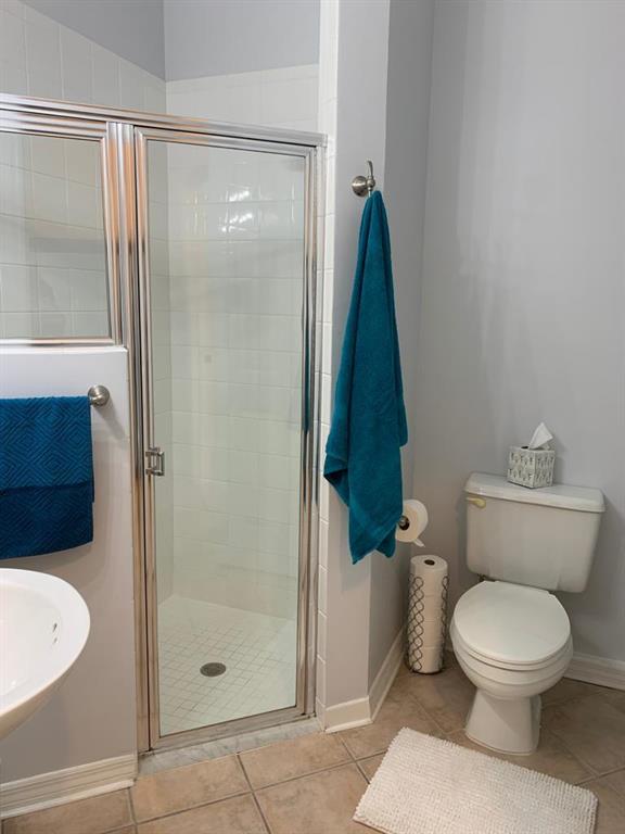 GOLF VILLAS II CONDOMINIU - Residential Lease