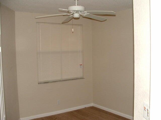 LINKS AT EMERALD DUNES CO - Residential Lease