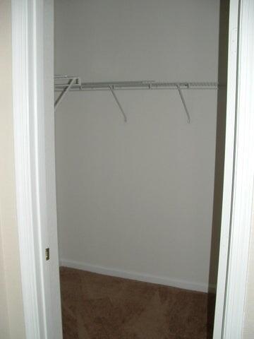 LINKS AT EMERALD DUNES CO - Residential Lease