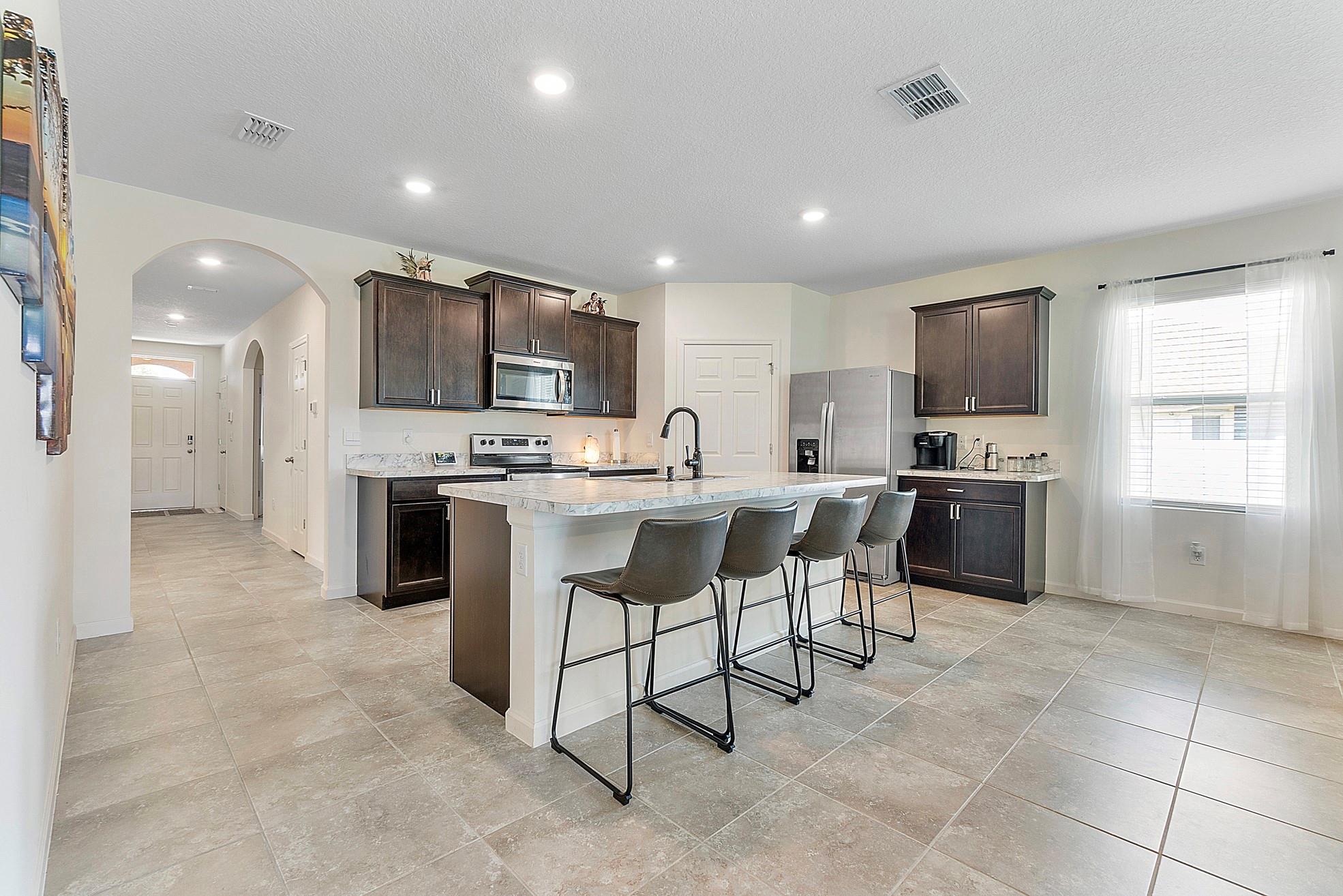 PORT ST LUCIE SECTION 11 - Residential Lease