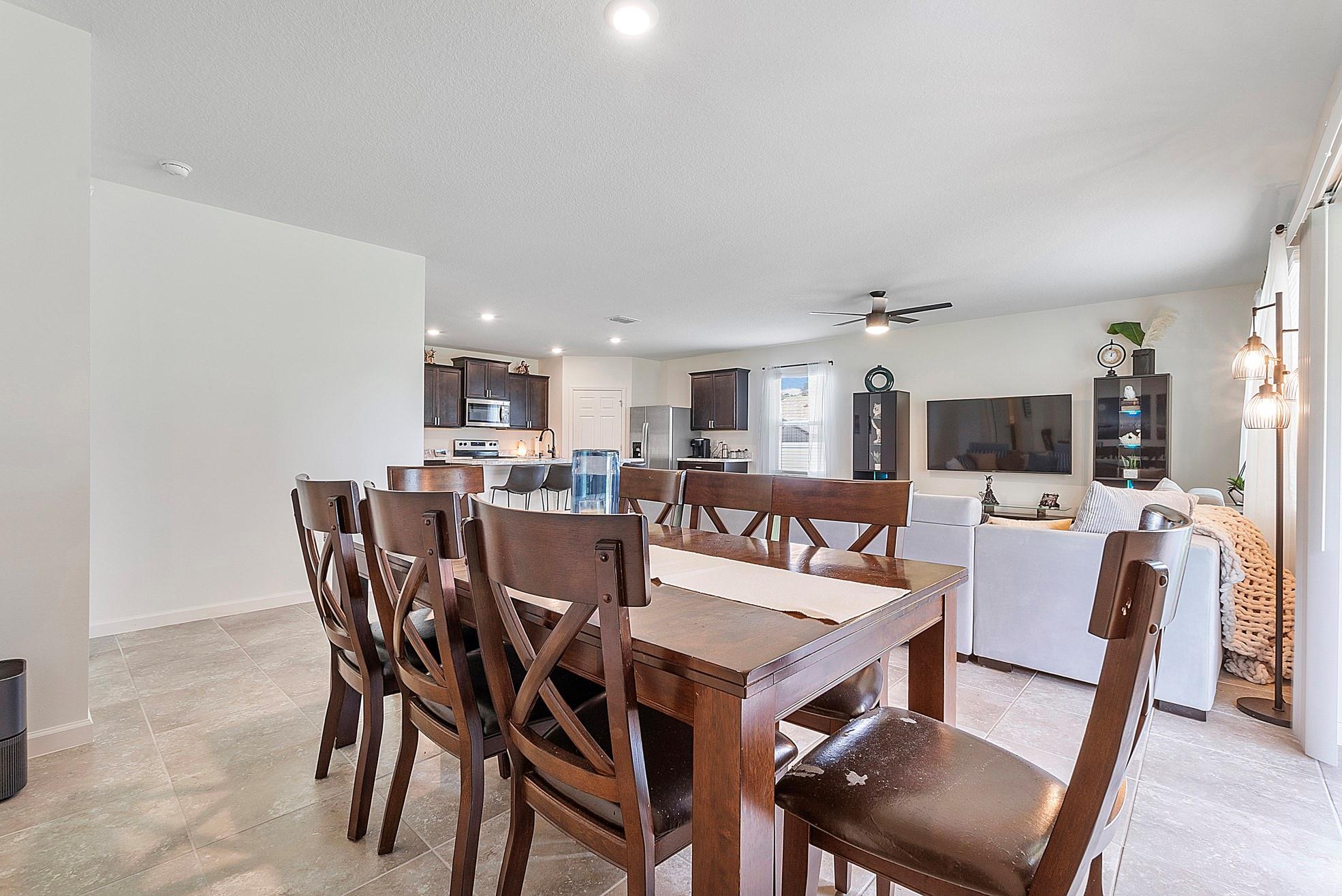PORT ST LUCIE SECTION 11 - Residential Lease