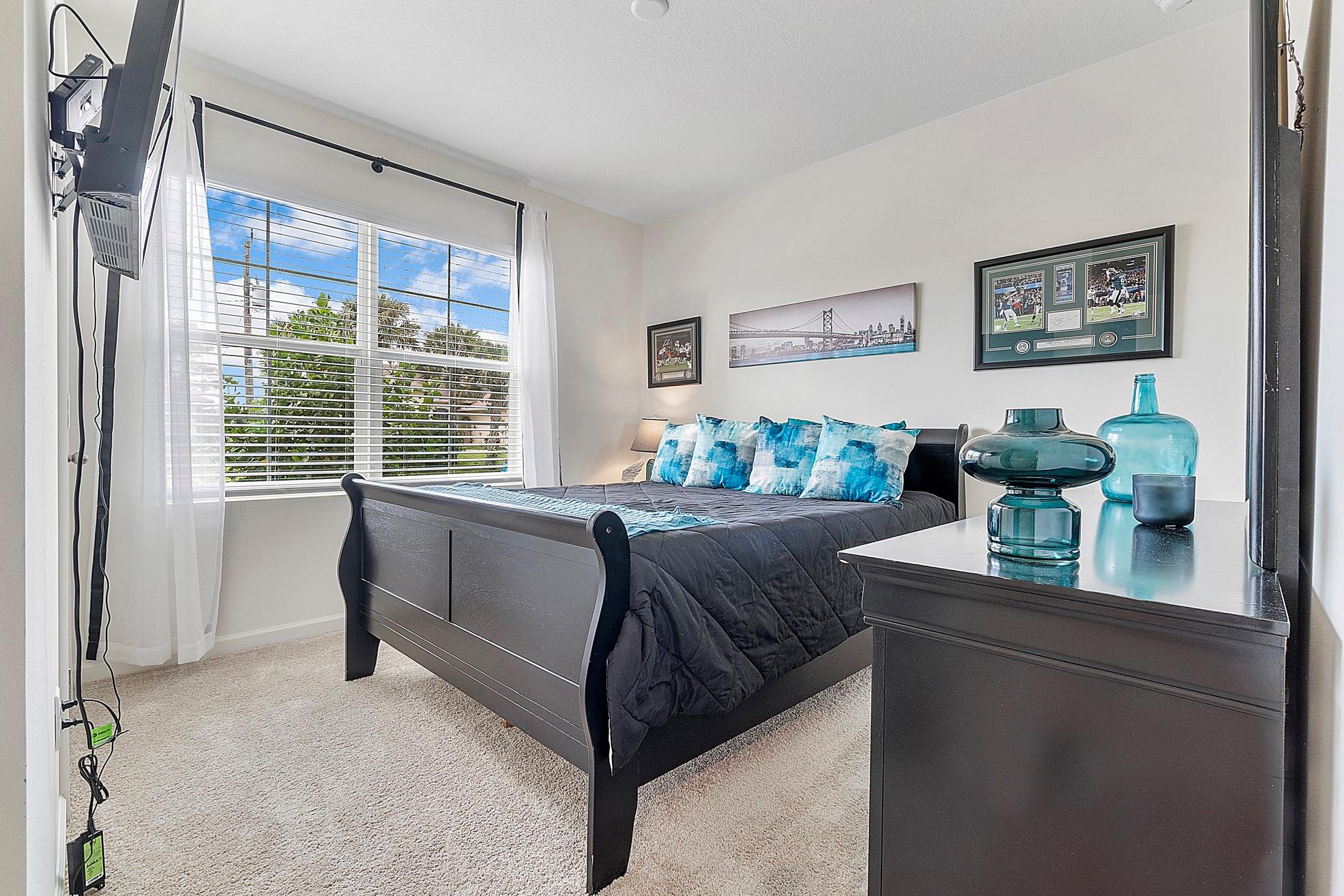 PORT ST LUCIE SECTION 11 - Residential Lease